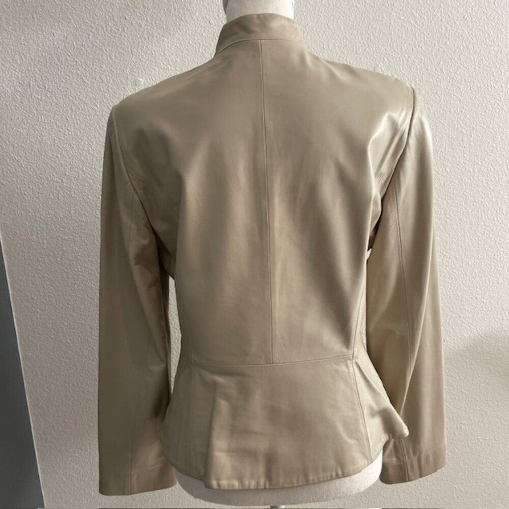 Vintage TAHARI Leather Jacket - Picture 5 of 8